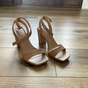 NWOT A New Day Sal Heel Tan